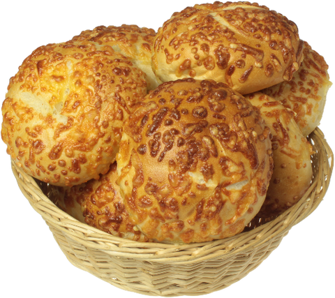 Korb mit Käsebrötchen (Weizenbrötchen mit Goudakäse überbacken)